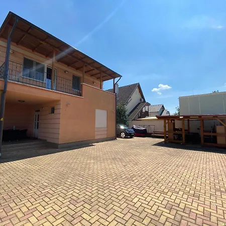 Gabi Lux Apartman Apartment Hajduszoboszlo