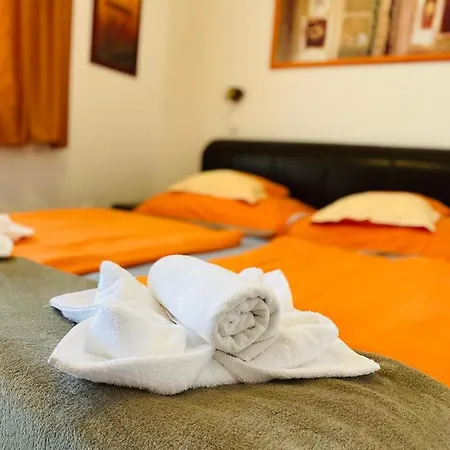 Gabi Lux Apartman * Hajduszoboszlo