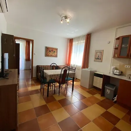 Gabi Lux Apartman